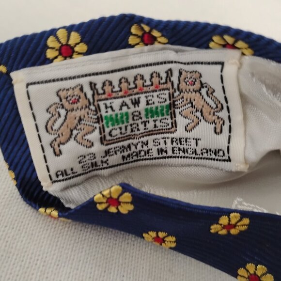 ❤️HAWES & CURTIS Daisies Handmade in England Silk Necktie Tie - Picture 5 of 8